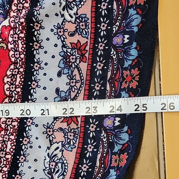 Bila Size S Tie Neckline Boho / Handkerchief Print Bell Sleeve Top, EUC - Picture 11 of 13